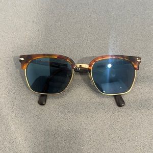 Person Turtle Shell Sunglasses